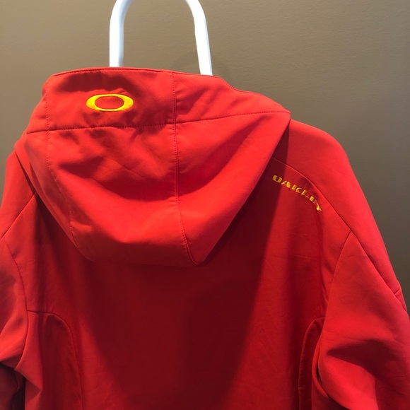 Oakley Jacket - Picture 2 of 4